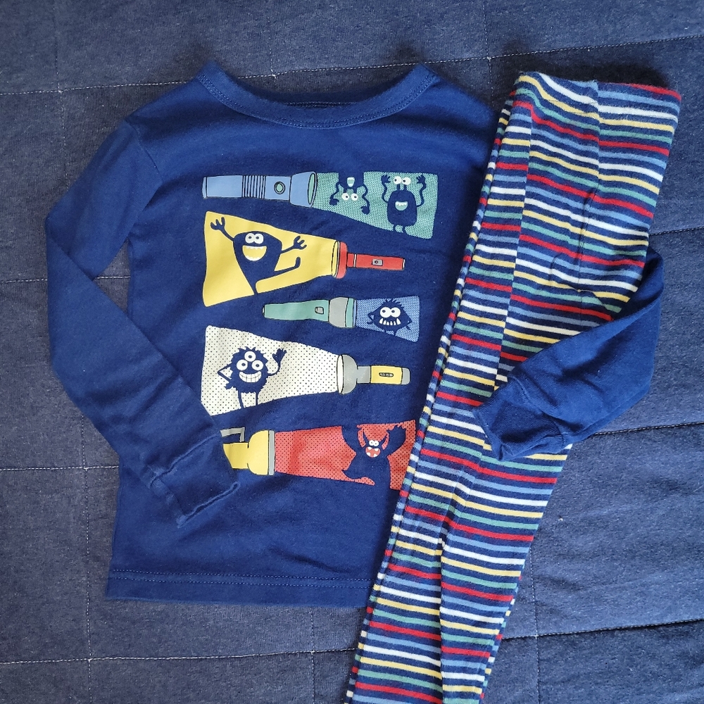 VGUC Gap Pajamas 3 year